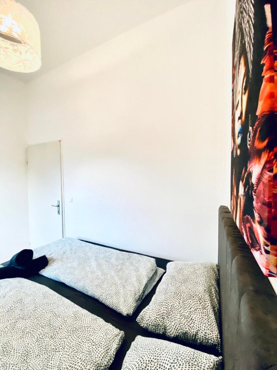 Cozy In The 23rd District Of Fr5 Wien